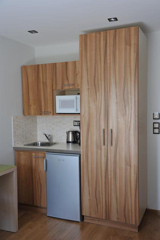 אתונה Elements Rooms & Apartments מראה חיצוני תמונה